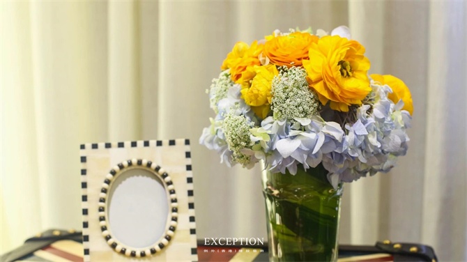 【幾分鐘.軟裝課堂】她用3分鐘搞定一個(gè)浪漫花球，就憑這些？-別墅設(shè)計(jì),軟裝設(shè)計(jì),室內(nèi)設(shè)計(jì),豪宅設(shè)計(jì),深圳例外軟裝設(shè)計(jì)公司