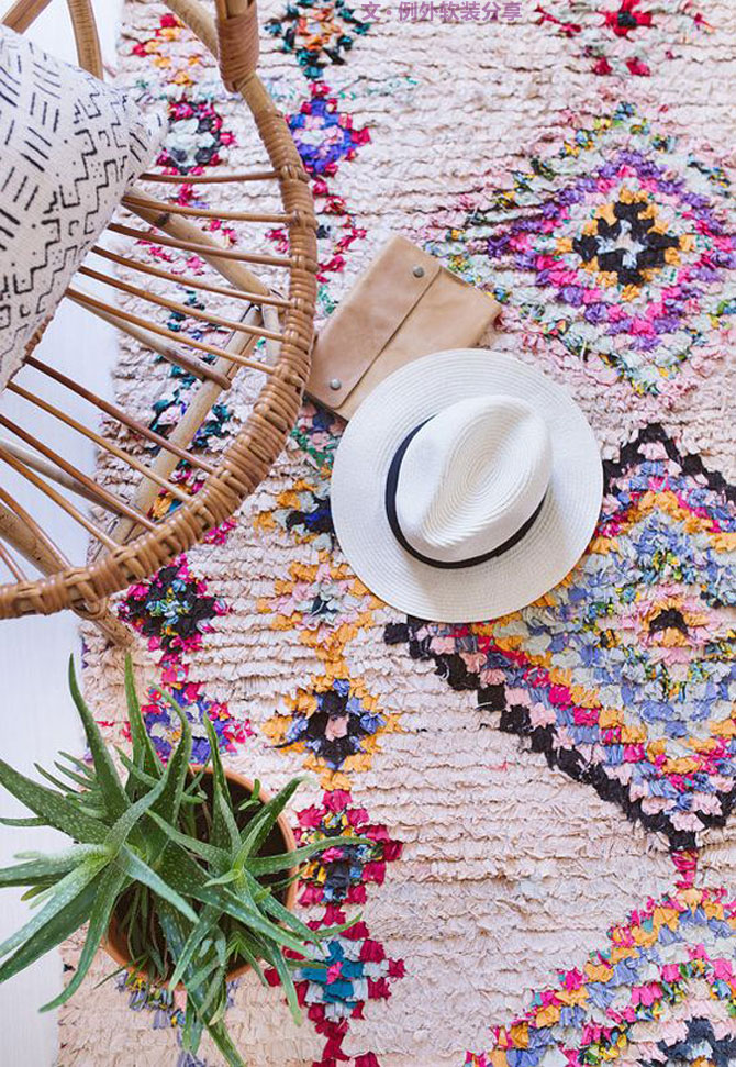 家里裝修太簡(jiǎn)單不夠時(shí)尚？一張地毯全搞定！-別墅設(shè)計(jì),軟裝設(shè)計(jì),室內(nèi)設(shè)計(jì),豪宅設(shè)計(jì),深圳例外軟裝設(shè)計(jì)公司